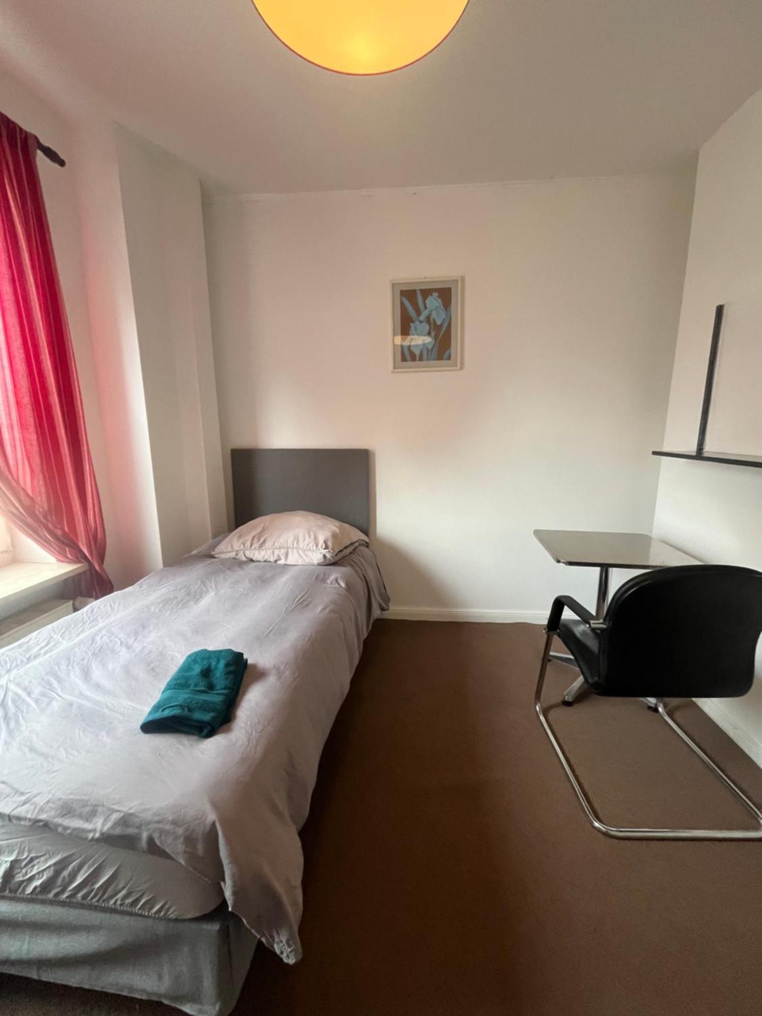 Zimmervermittlung Hemelingen Brema Esterno foto
